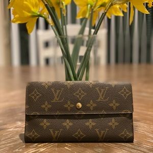 Louis Vuitton Long Wallet M61215 Porte Tresor
